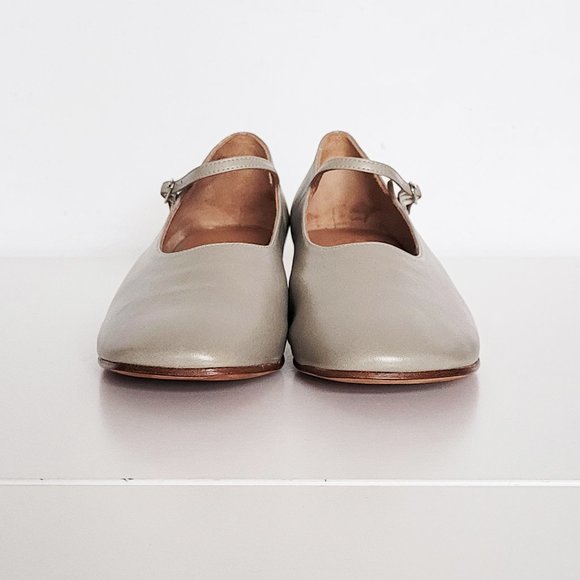 SOLD - LoQ Ema Grey Soft Leather Block Rounded Heel Mary Jane Shoes - Size 37 - Picture 2 of 9